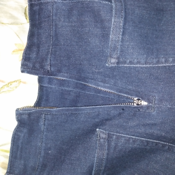 3 FOR $15 Forever 21 Jeans - Picture 4 of 9